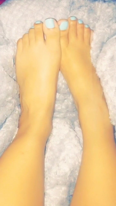 TinyVFeet
