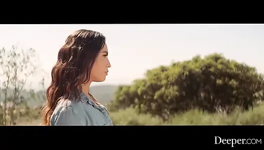 Daha derine. Hippi kelsi monroe iş adamına vahşi hayatı gösteriyor