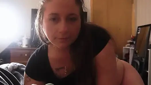 Sürtük pawg arabanı ödünç almak istiyor