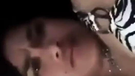 Chuukese çift kahrolası