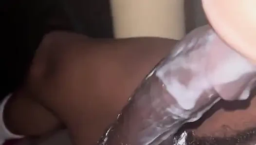 Oyuncağımı sikiyorum