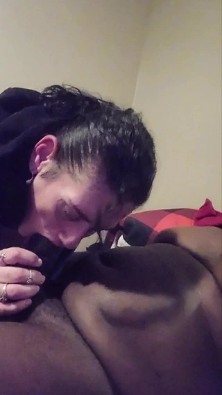 O geri döndü, bir süreliğine gitti, ama bbc'mi avlamak için geri döndü