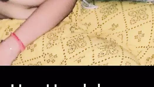 Orta yaşlı seksi kadın Hindistan'da erkek arkadaşıyla ateşli sert sikişiyor