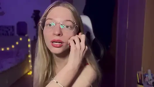 Acımasız meslektaşım iş yerinde sana zorbalık yapıyor asmr rol yapma