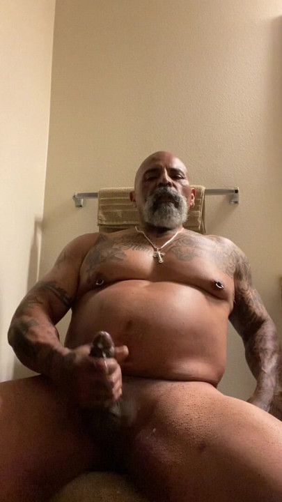 Biglatino13 sert boşalıyor
