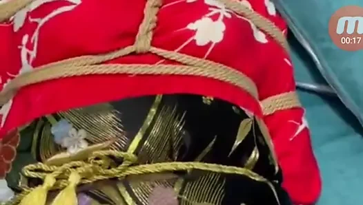 kigurumi mochi el yordamıyla, bağlı, esnemeler ve alay