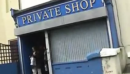 Yetişkin mağazasına bir ziyaret