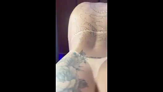 My tattooed young stepsister sitting with her big brunette ass