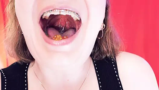 Asmr: Arya Grander'in sıcak videosu tükürük ve vore fetişi sfw ile diş teli ve çiğneme