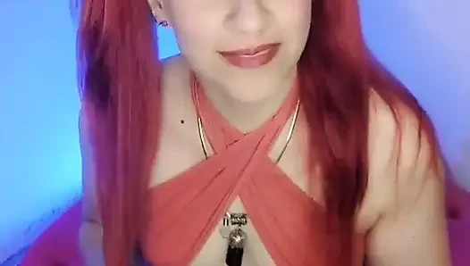 Üvey babam bana kadın gibi sevişmeyi öğretiyor....