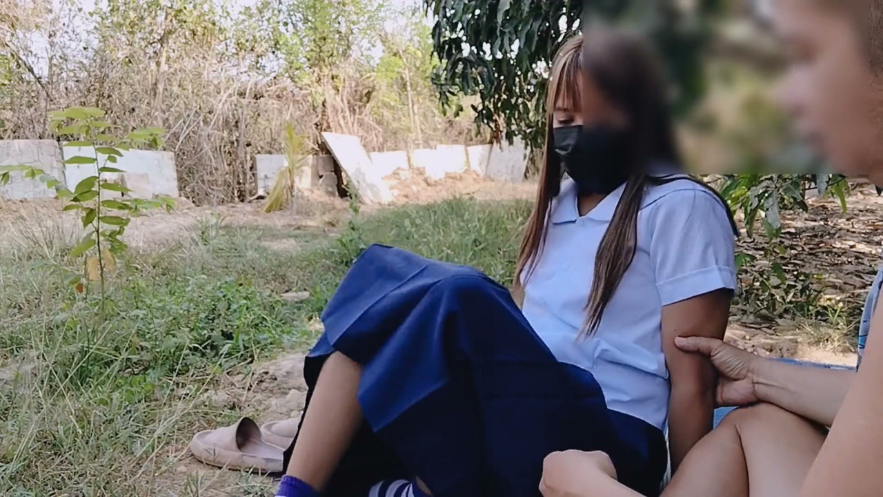 STUDENT MEET STEPDADDY AT THE BACK OF THEIR HOUSE BEFORE GOING TO SCHOOL