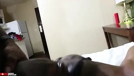 Rock Rockafella Chy Kyd'i sikiyor