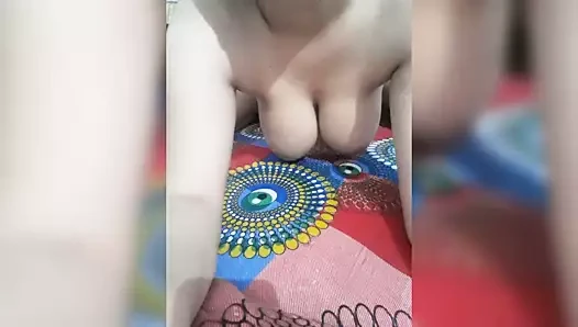 Benim, tanrı aşkına, o benim kardeşim