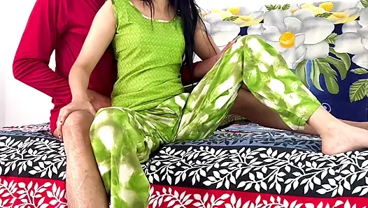 Kayınbiraderi bakire baldızıyla seks yapıyor