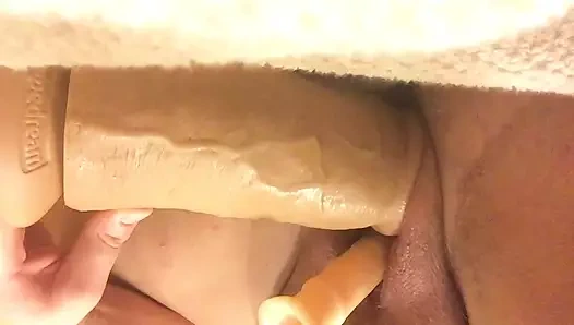 Banyoda tek başına eğlence