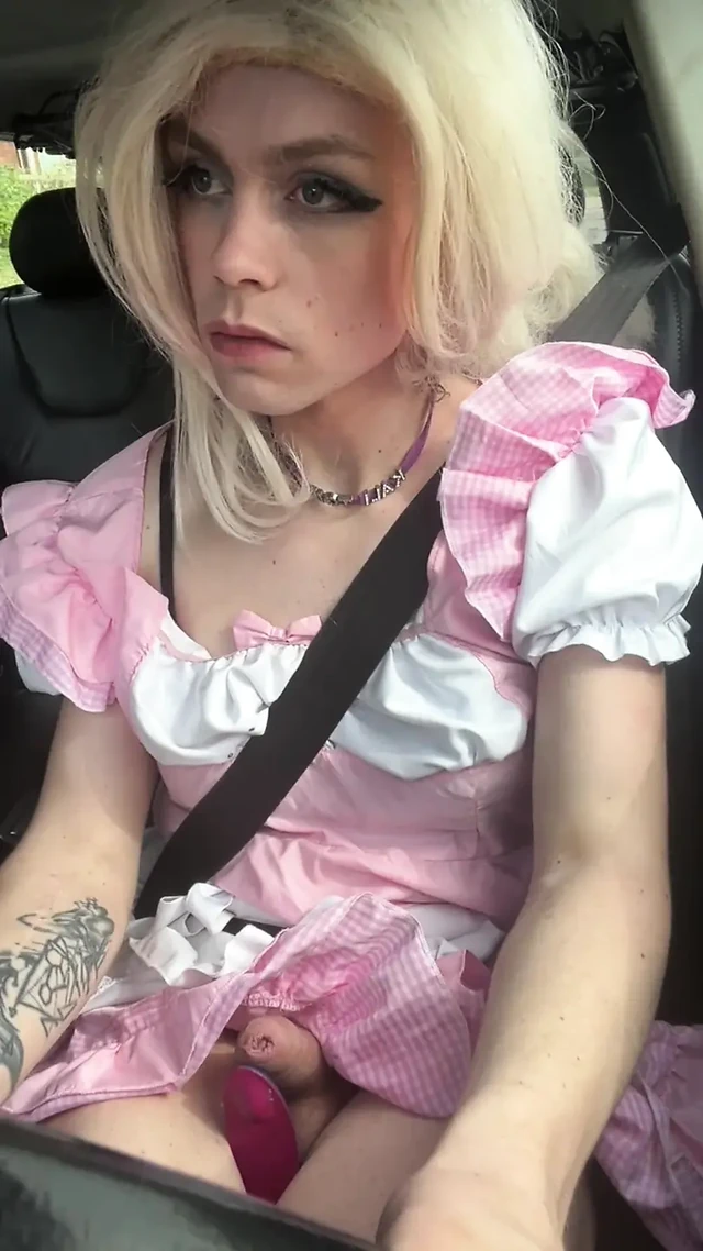 Carsolo wanklane-tgirl solo boşalma