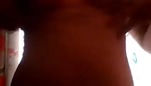 Mi secretaria muestra la calentura que tiene 2