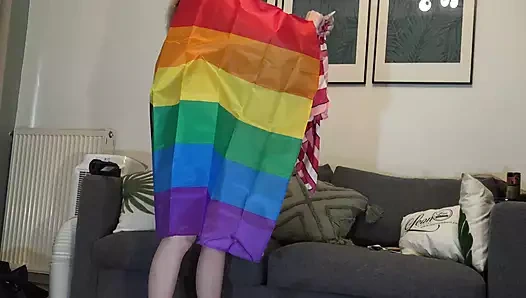 Minyon sıkı amcıklı üniversiteli kız Liz ve porno yıldızı bella ile balık tutma oyunu ve döl elle muamele meydan okuma yarışması