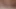 Seksi 24 yaşındaki Kate Aveiro yakın çekimde, güzel pembe saten külotlu yatakta diz çökerken.