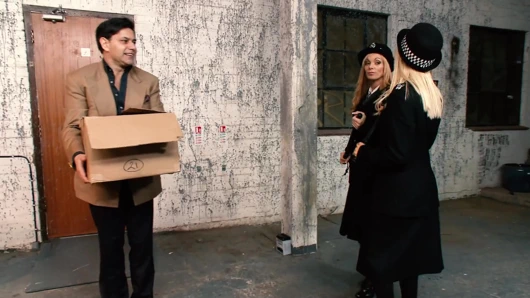 Sürtük fahişeler stacey saran ve anna lovato