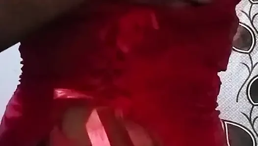 Yeni ateşli Hintli kız