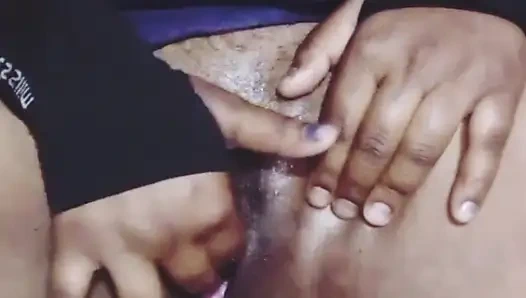 Savita yengenin büyük göğüsleri savita yengenin desi amcığı