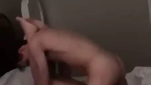 Benim seksi skype sassyraven224 ile büyük memeler ve göt