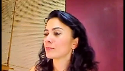 seksi Latin üzerinde cam