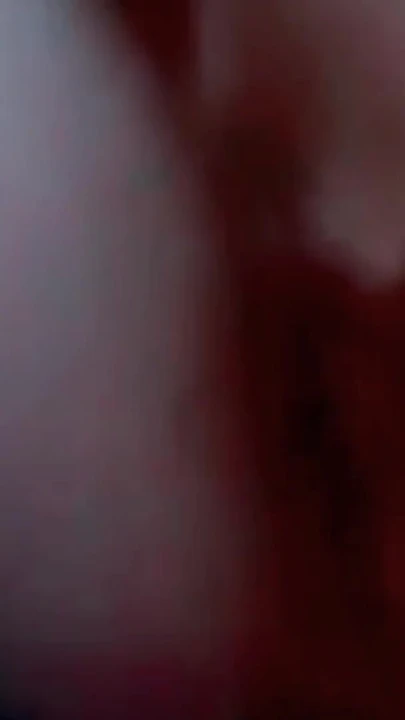 Ateşli desi çıplak kız kıllı ıslak amcığını parmaklıyor | Klip 2