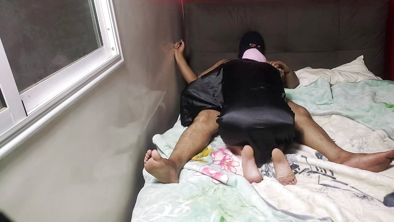 Kız genç kız 18 yaşında ve büyük zenci Suudi