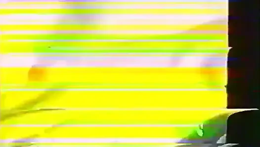 Utangaç amatör çift filmde sikişiyor