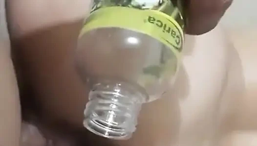 Zevk içinde inliyor