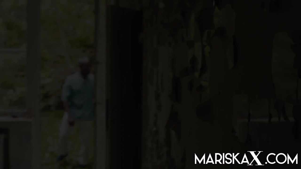 MARISKAX Mariska offered to a BBC by her husband