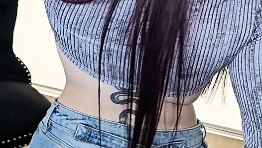 Yaptığım ilk videoyu gördün mü? Çok masum görünüyorum