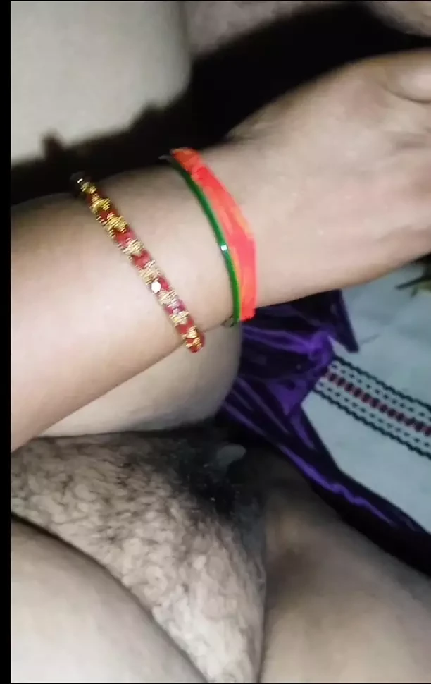 Hintli teyze sevgilisi tarafından sikiliyor