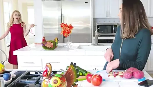 Üvey anne kedi gets paylaşılan at aile alem büyük memeler üvey kardeş