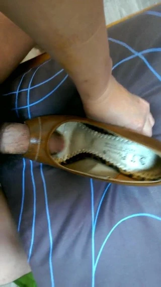 komşunun leopar yüksek topuklu ile Plaing(hiç cum)