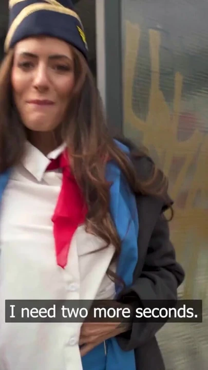 Public Agent - büyük memeli esmer hava hostesi Coco Bae bakış açısıyla oral seks açık havada hızlı sert sikiş | Klip 1
