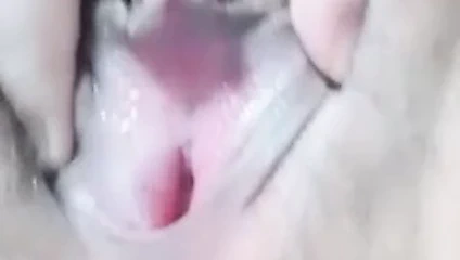 Üvey babam beni sikiyor