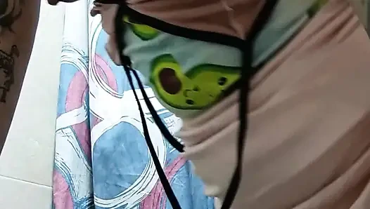 Çok sinirlendim, bunu bana sokmalarını istiyorum