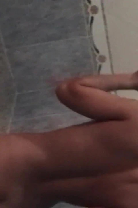 Yaramaz evli kadın beni duşa çağırıyor