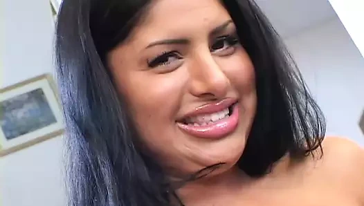 Busty eş berbat horoz ve sürmek