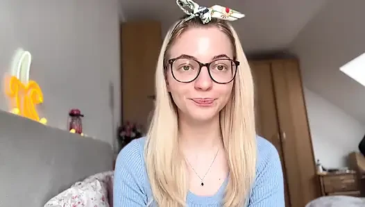 Onu 5329 dolardan ve yeni bir ysl çantasından boşalttim! (findom hikayesi)