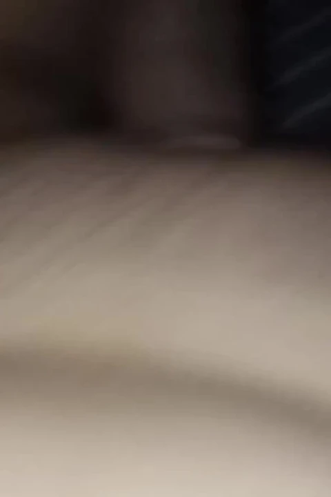 İtaatkar kalın götlü kız arkadaş sevgililer gününde sert anal sikişiyor