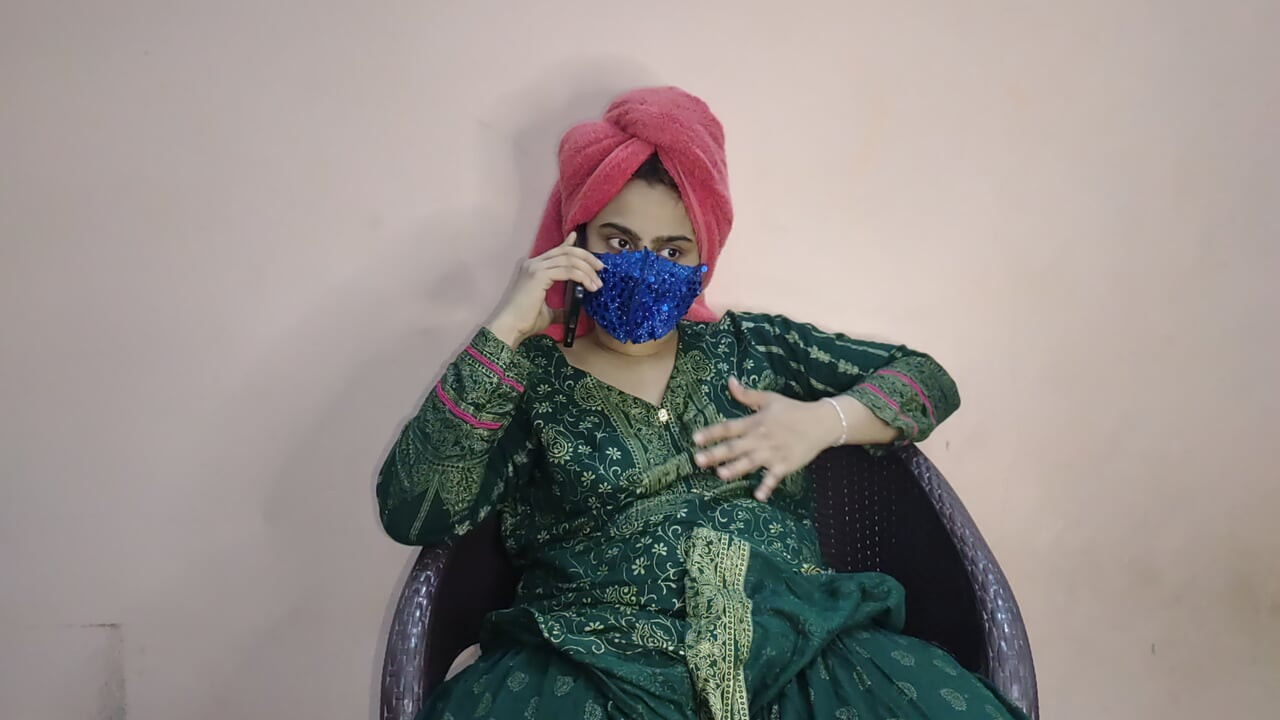 Hintli azgın güzel kadın mastürbasyon yapıyor-Hintçe ses 🥵