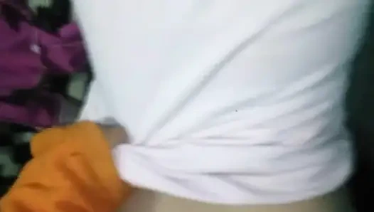 Kışın zengin afallarken sikişiyorum, öksürüğüm dinlenirken