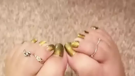 Aynada seksi ayaklar