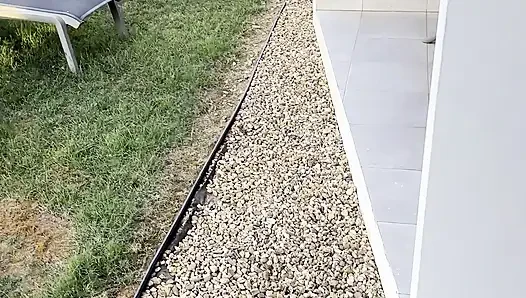 Solo teşhirci mastürbasyon izliyor