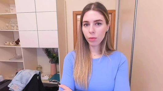 Üvey anne üvey oğlunun sessizliği için iki kez boşalıyor