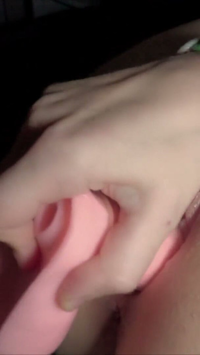 Dildo ile kendini sikerken emiyor | Bölüm 1